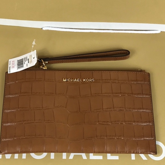 Michael Kors Bedford walnut Lg Zip Clutch - Picture 3 of 6